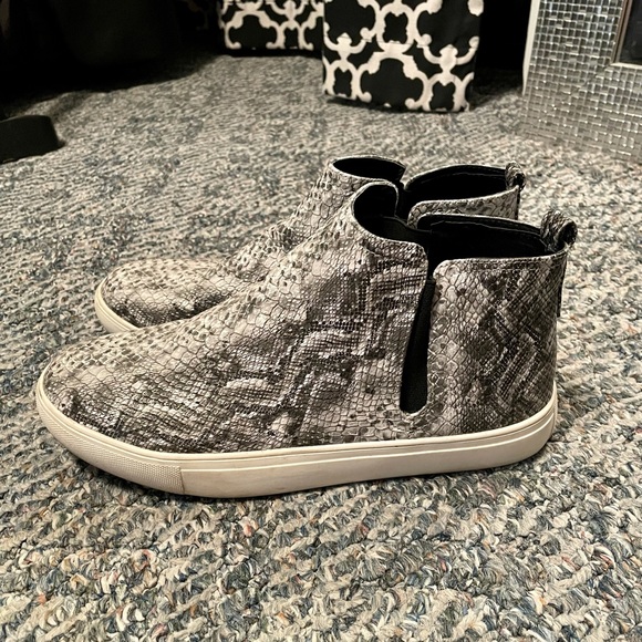 Matisse snakeskin sneakers - Picture 2 of 5